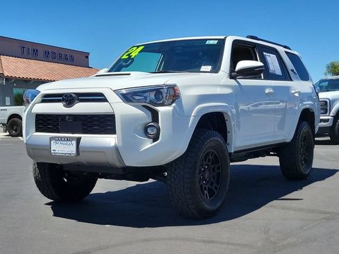 Used 2024 Toyota 4Runner TRD Off-Road Premium w/ Off Road Premium Plus Package AWD/4WD image 5