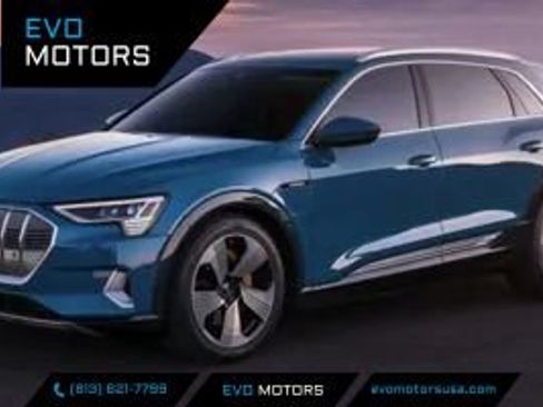 Used 2021 Audi e-tron Premium w/ Convenience Plus Package AWD/4WD image 1