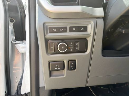 Used 2022 Ford F150 XLT w/ Equipment Group 302A High AWD/4WD image 19