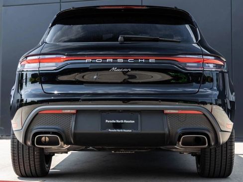 New 2025 Porsche Macan image 57