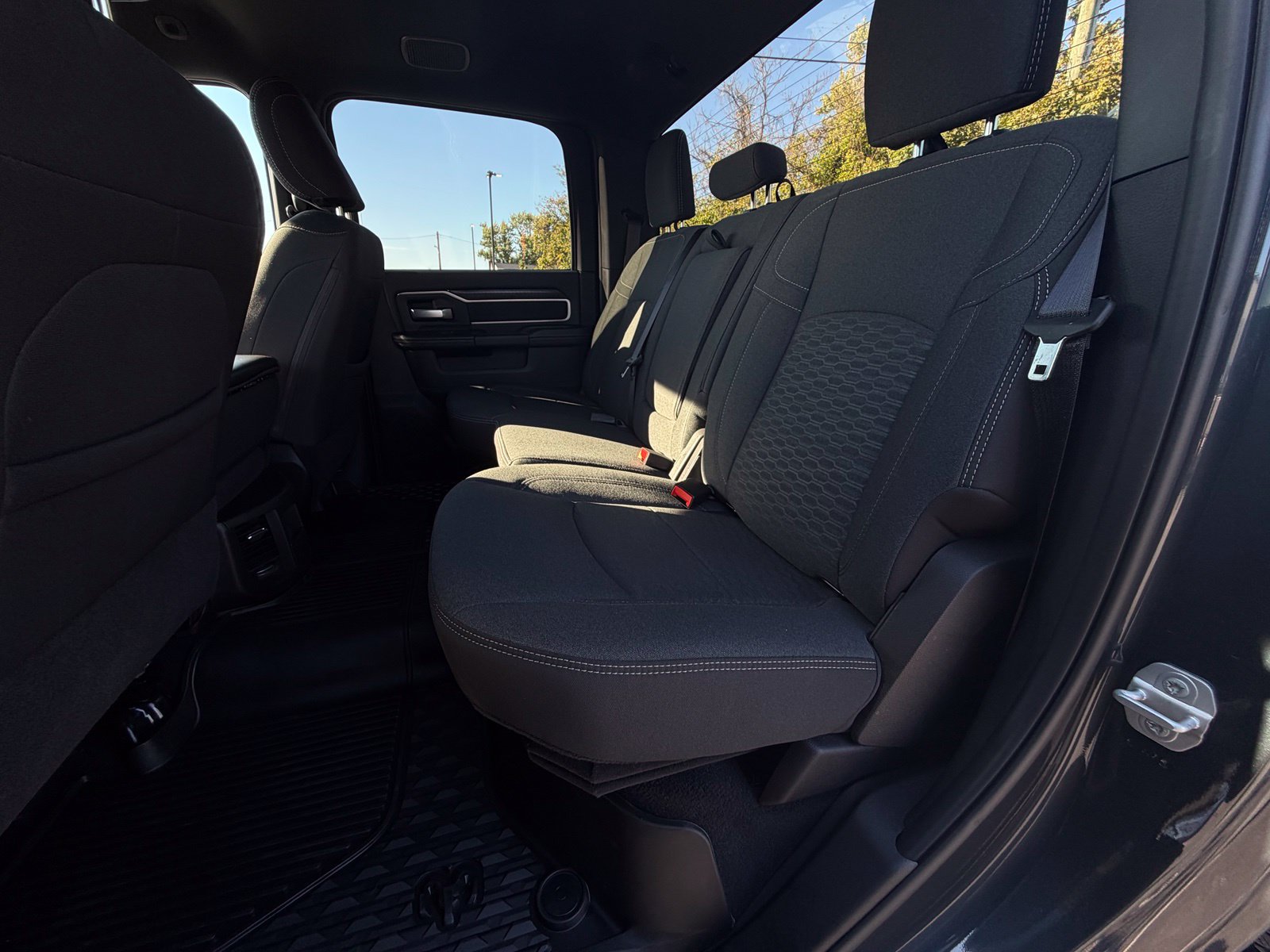 Used 2025 RAM 2500 Big Horn AWD/4WD image 12