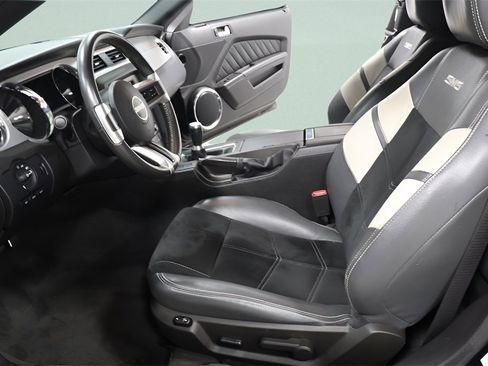 Used 2011 Ford Mustang GT Premium w/ Electronics Pkg image 18