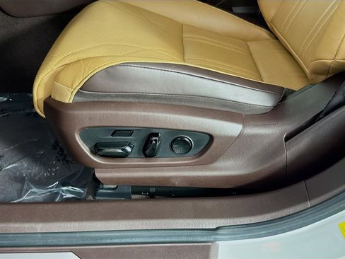 Used 2019 Lexus ES 350 Ultra Luxury image 23