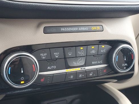 Used 2022 Ford Escape SE w/ Convenience Package image 22