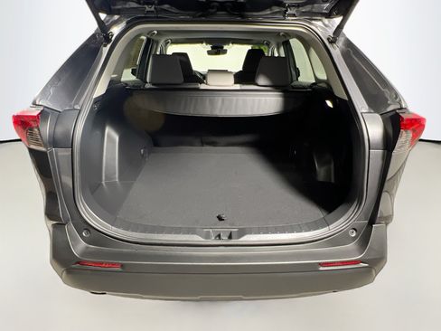 Used 2025 Toyota RAV4 XLE w/ Convenience Package FWD image 34