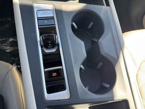 New 2026 Volkswagen Atlas SE image 24