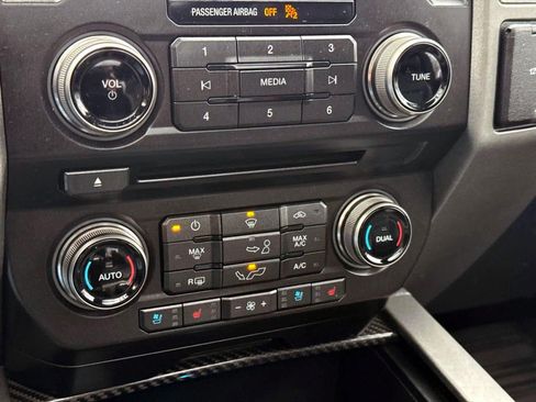 Used 2018 Ford F150 Raptor w/ Equipment Group 802A Luxury image 31