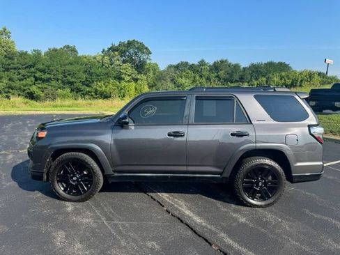 Used 2021 Toyota 4Runner Nightshade AWD/4WD image 6