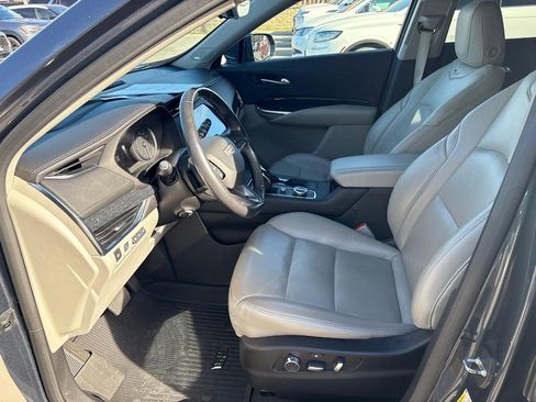 Used 2020 Cadillac XT4 Premium Luxury image 5
