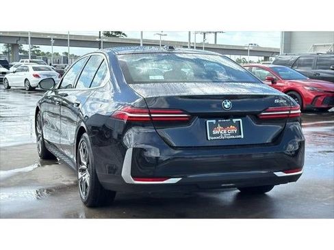 Used 2026 BMW 530i RWD image 4