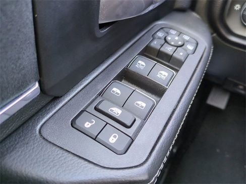 Used 2025 RAM 2500 Laramie w/ Night Edition image 28