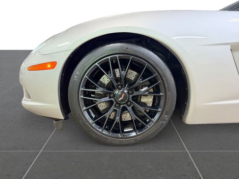 Used 2007 Chevrolet Corvette Convertible w/ Preferred Equipment Group RWD image 14