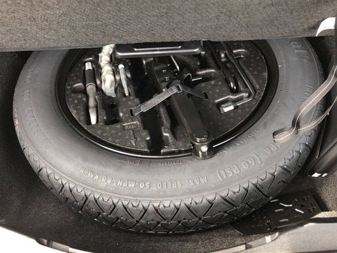 Used 2018 Mercedes-Benz GLS 450 4MATIC image 17