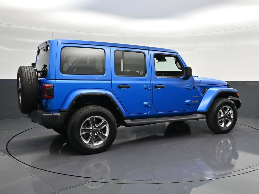Used 2023 Jeep Wrangler Unlimited Sahara w/ LED Lighting Group AWD/4WD image 3