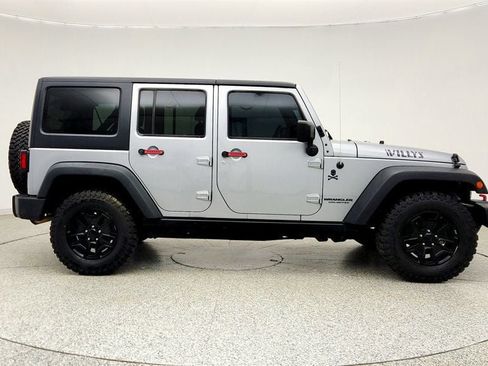 Used 2017 Jeep Wrangler Unlimited Sport AWD/4WD image 4