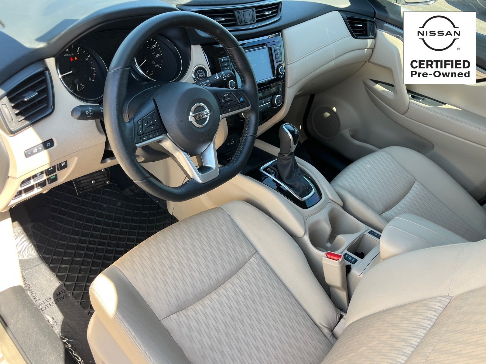 Certified 2020 Nissan Rogue SV w/ Premium Package FWD image 16