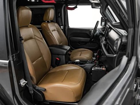 Used 2021 Jeep Wrangler Rubicon AWD/4WD image 26