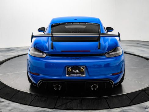Used 2024 Porsche 718 Cayman GT4 RS image 12