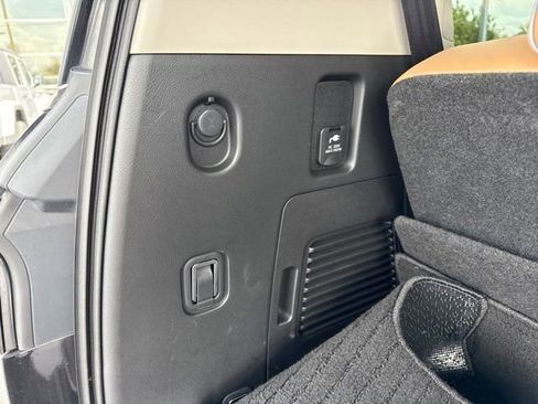 Certified 2025 INFINITI QX80 Sensory AWD/4WD image 17