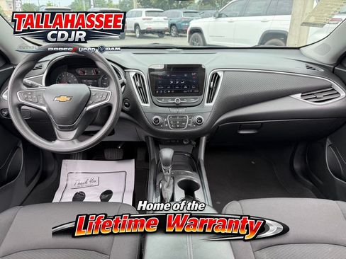 Used 2025 Chevrolet Malibu LT FWD image 27
