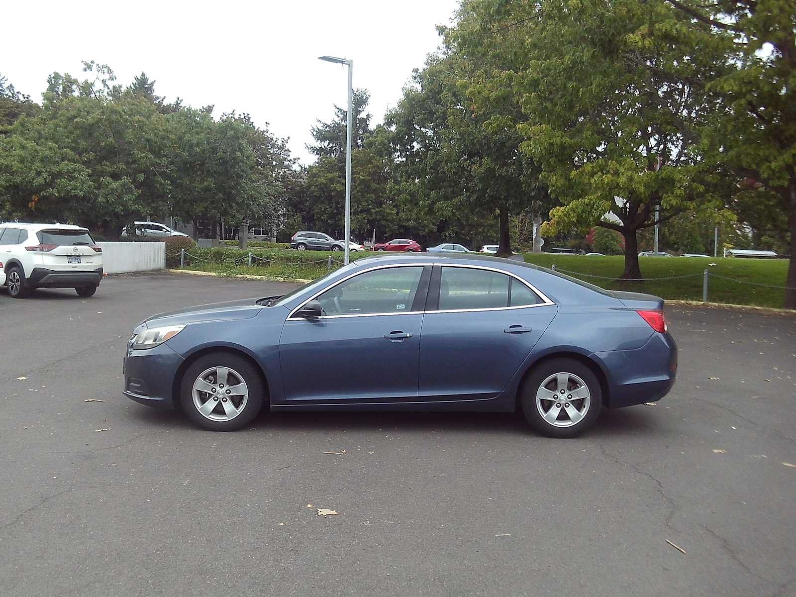 Used 2014 Chevrolet Malibu LS FWD image 2