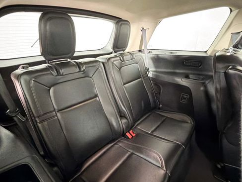 Used 2024 Lincoln Aviator Reserve AWD/4WD image 27