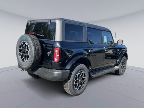 New 2026 Ford Bronco Outer Banks AWD/4WD image 11