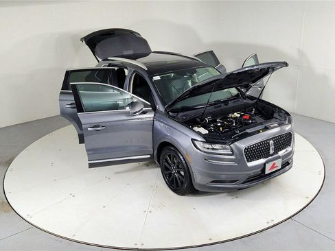 Used 2022 Lincoln Nautilus Reserve w/ Equipment Group 201A image 46