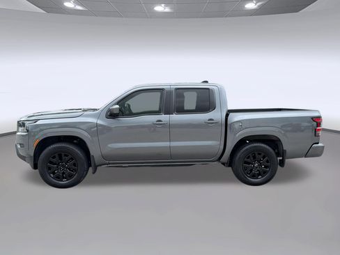 Used 2023 Nissan Frontier SV w/ Tow Package AWD/4WD image 2