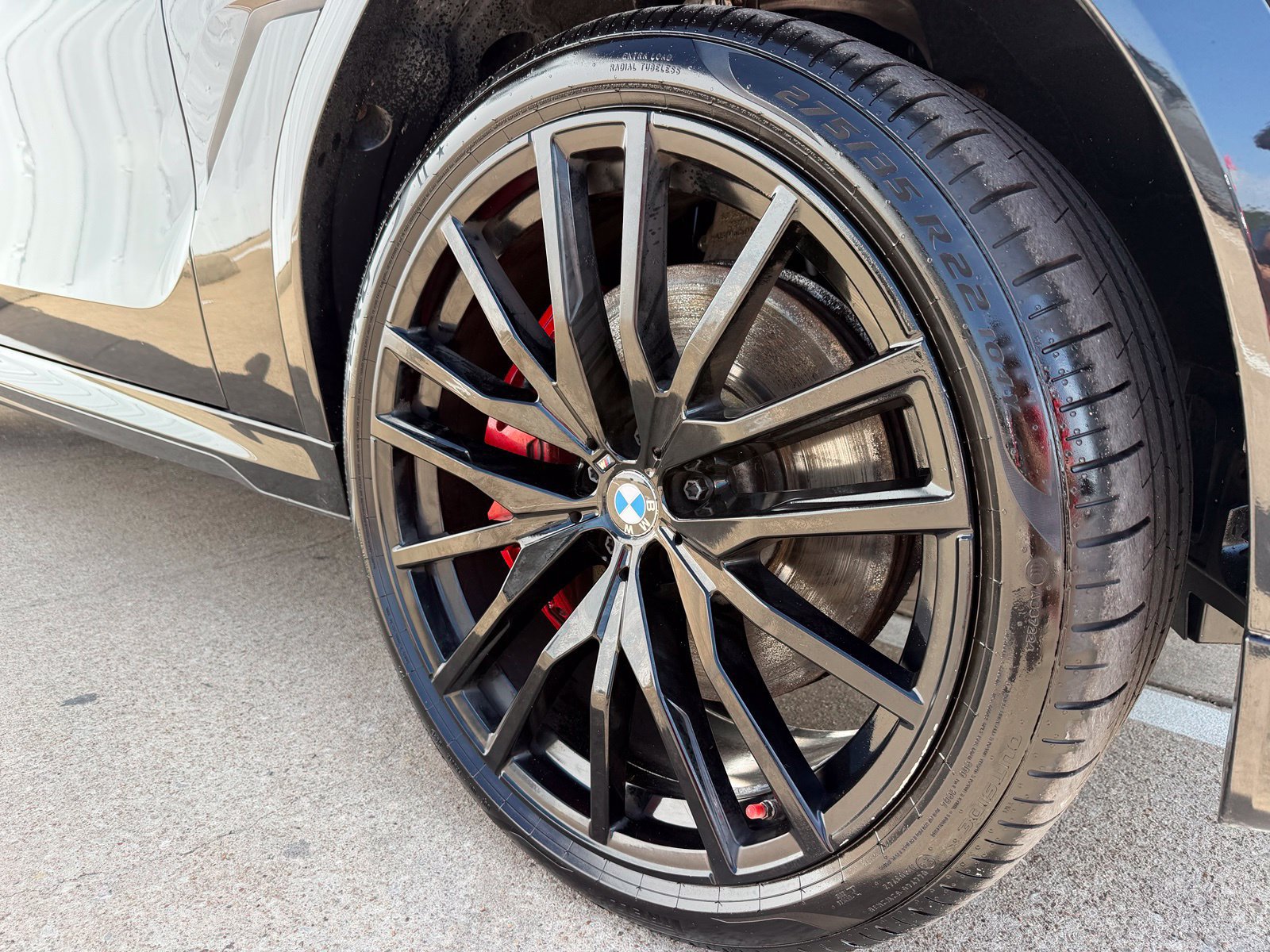 Used 2021 BMW X6 M50i w/ Executive Package AWD/4WD image 44