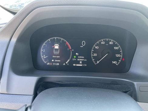 Certified 2025 Honda Ridgeline Sport+ image 22