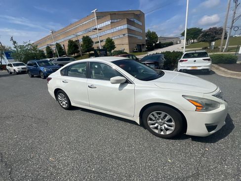 Used 2014 Nissan Altima 2.5 SV FWD image 8