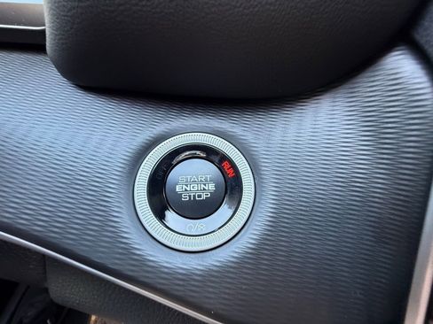 New 2025 Jeep Grand Cherokee Laredo image 20