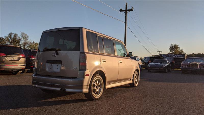 Used 2004 Scion xB FWD image 6