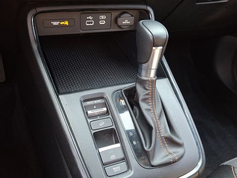 Used 2024 Honda CR-V Sport image 14