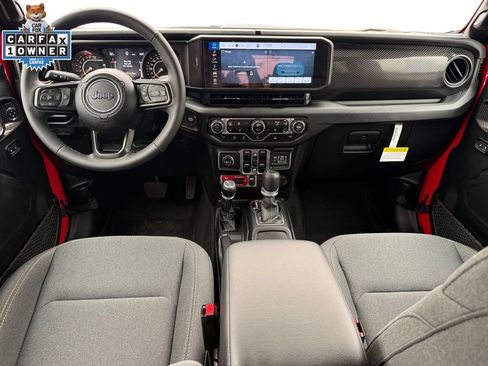Used 2025 Jeep Gladiator Sport AWD/4WD image 10