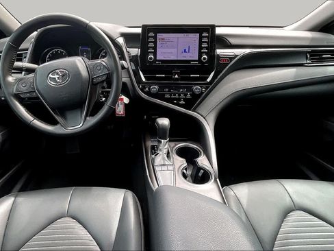 Used 2023 Toyota Camry SE FWD image 15