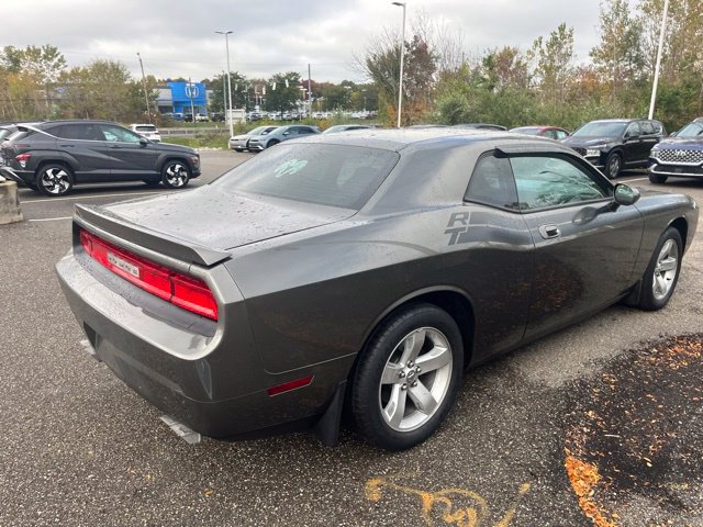 Used 2009 Dodge Challenger R/T RWD image 6