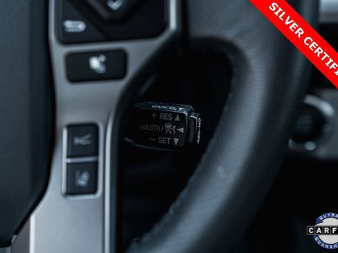 Certified 2018 Toyota Tacoma Limited image 18