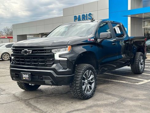 Used 2024 Chevrolet Silverado 1500 RST image 3