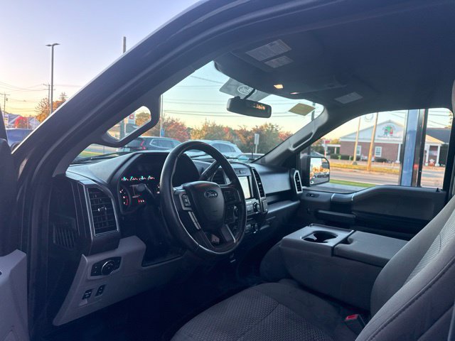 Used 2018 Ford F150 XLT w/ Equipment Group 302A Luxury AWD/4WD image 12