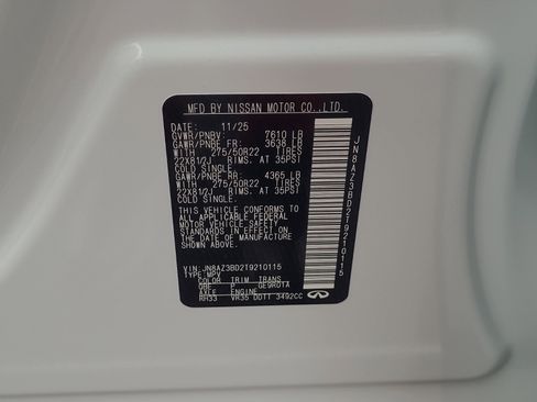 New 2026 INFINITI QX80 Luxe image 23