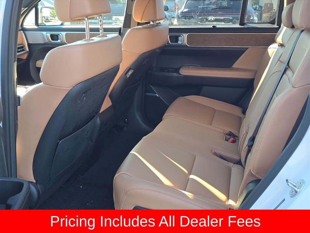 Used 2024 Hyundai Santa Fe Limited AWD/4WD image 5