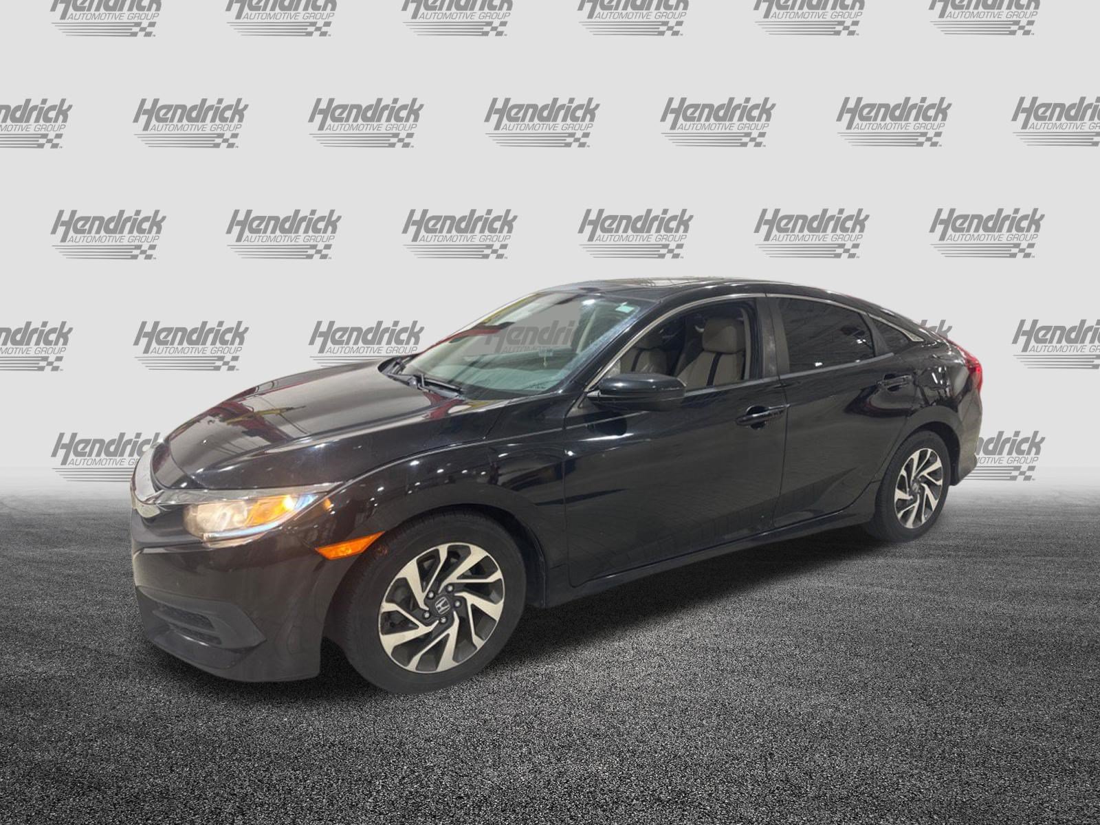 Used 2017 Honda Civic EX image 3