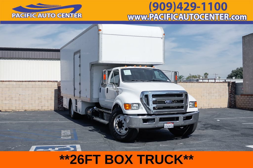 Used 2015 Ford F650 2WD Crew Cab Super Duty image 1