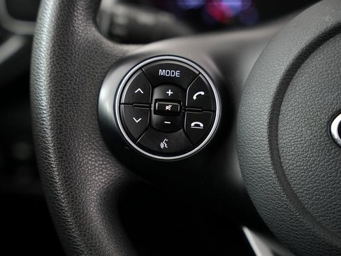 Used 2021 Kia Soul S image 12