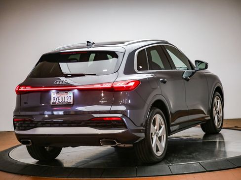 Certified 2025 Audi Q5 Prestige AWD/4WD image 5