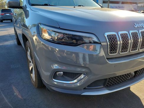 Used 2020 Jeep Cherokee Limited w/ Technology Group image 9