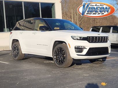 New 2025 Jeep Grand Cherokee Summit w/ Obsidian Package
