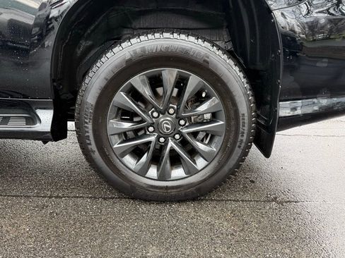 Used 2023 Lexus GX 460 Premium w/ Premium Plus Package image 25